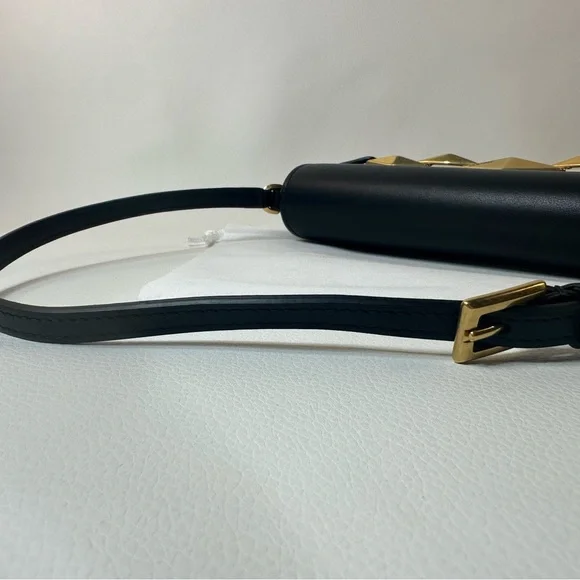 NEW JIMMY CHOO EAST WEST LEATHER SHOULDER BAG BLACK GOLD - Picture 10 of 16